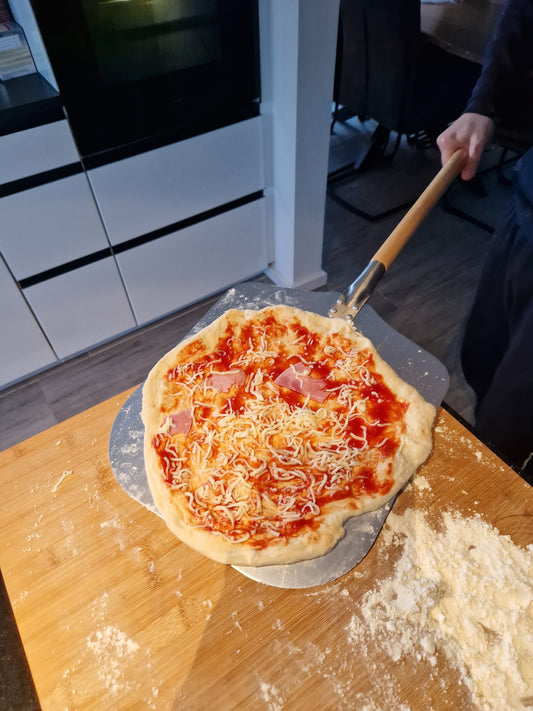 Premium Pizzaschieber aus Aluminium mit großer Fläche (30,5 x 30,5 cm) – Abnehmbarer Holzgriff – Perfekt für Pizzaofen, Grill & Backofen | 85 cm