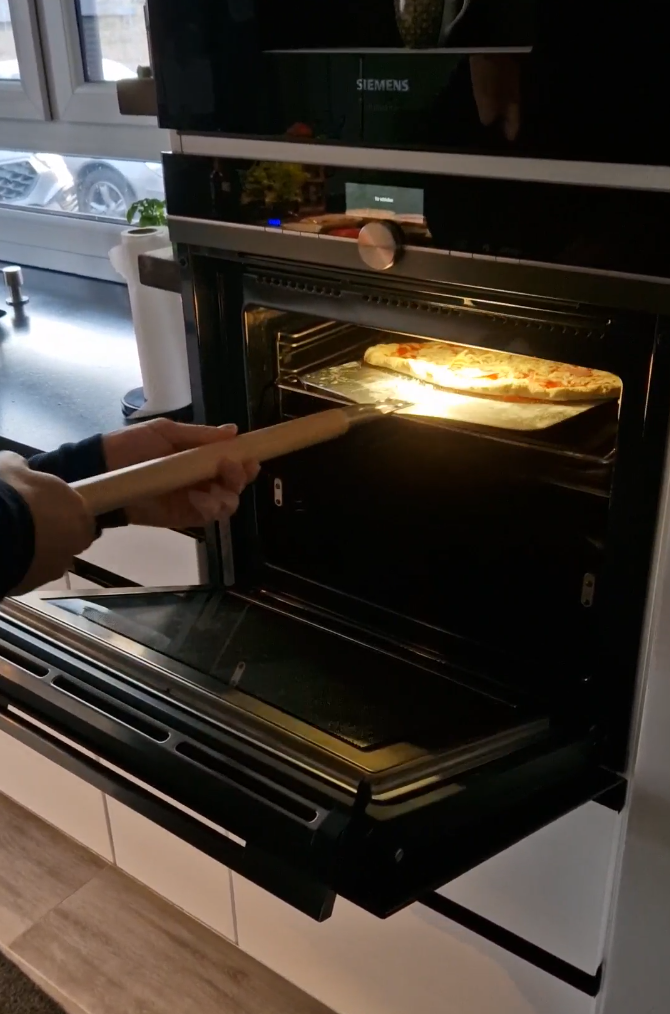 Premium Pizzaschieber aus Aluminium mit großer Fläche (30,5 x 30,5 cm) – Abnehmbarer Holzgriff – Perfekt für Pizzaofen, Grill & Backofen | 85 cm